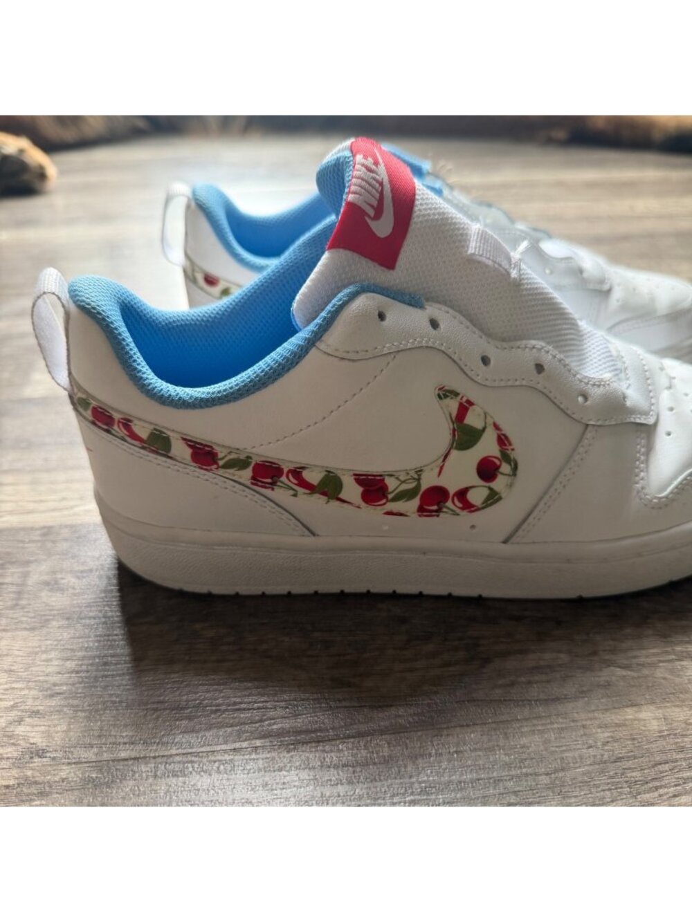 Nike White Sneakers With Cherry Swoosh Blue Gingham Insole Mesh Tongue Siz